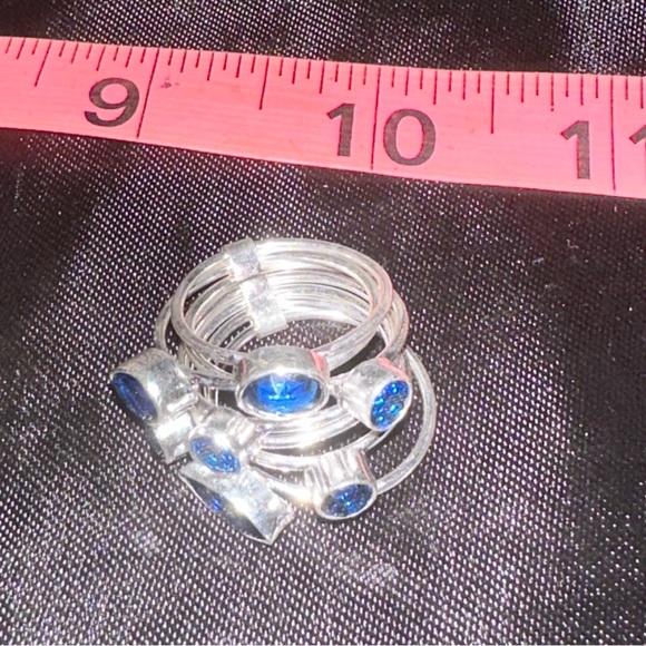 London Blue Quartz multi-gem handcrafted ring - Picture 5 of 7